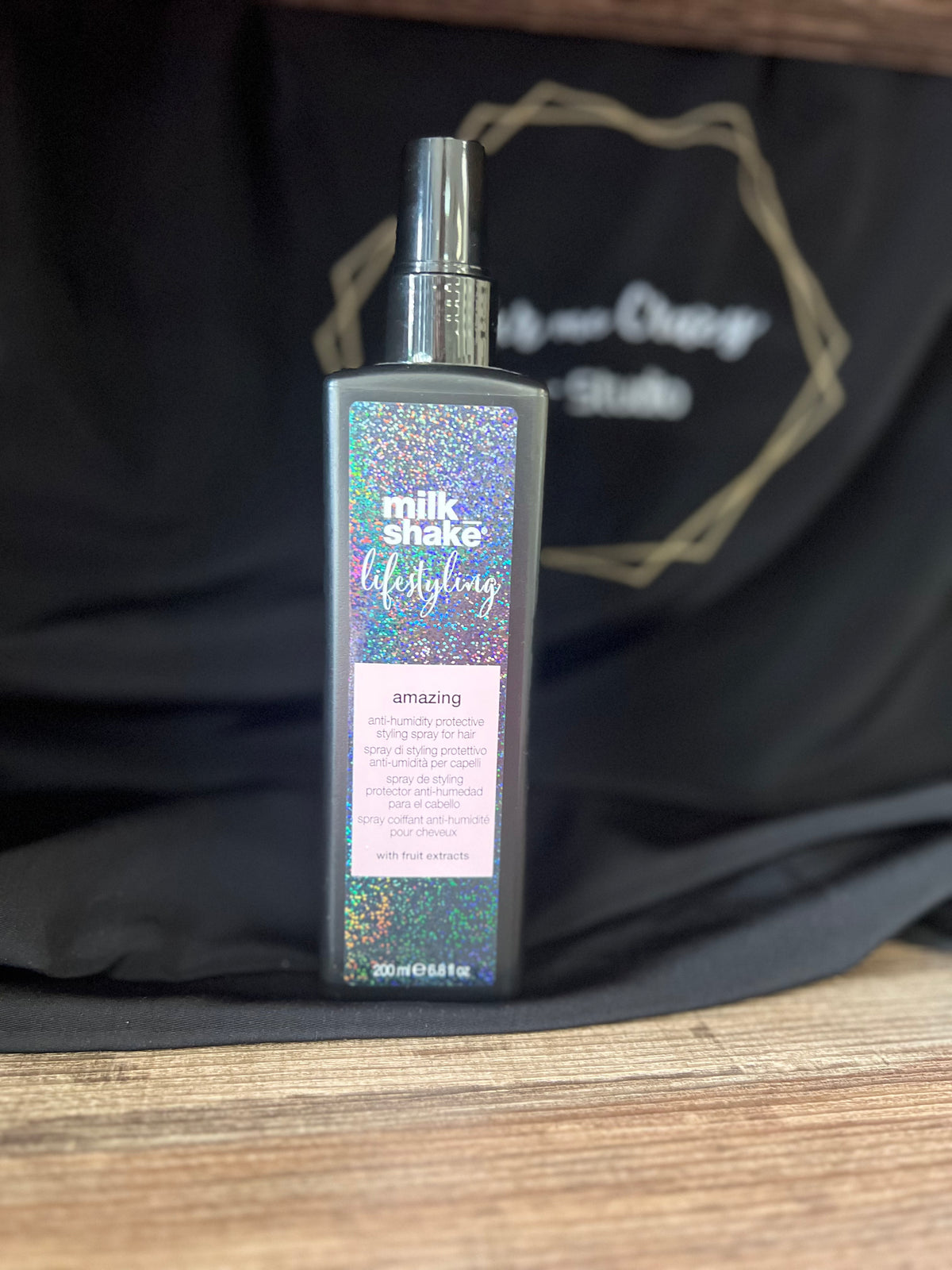 Milk_shake Lifestyling Amazing Anti-humidity Styling Spray